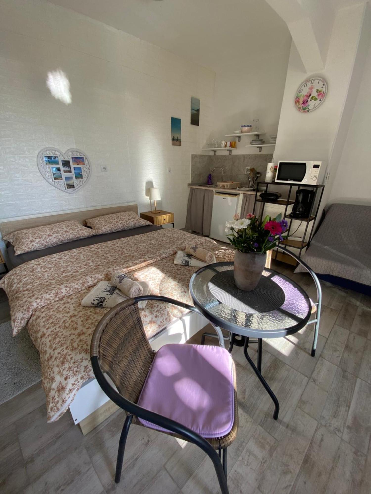 Apartman Maja Pula Bagian luar foto